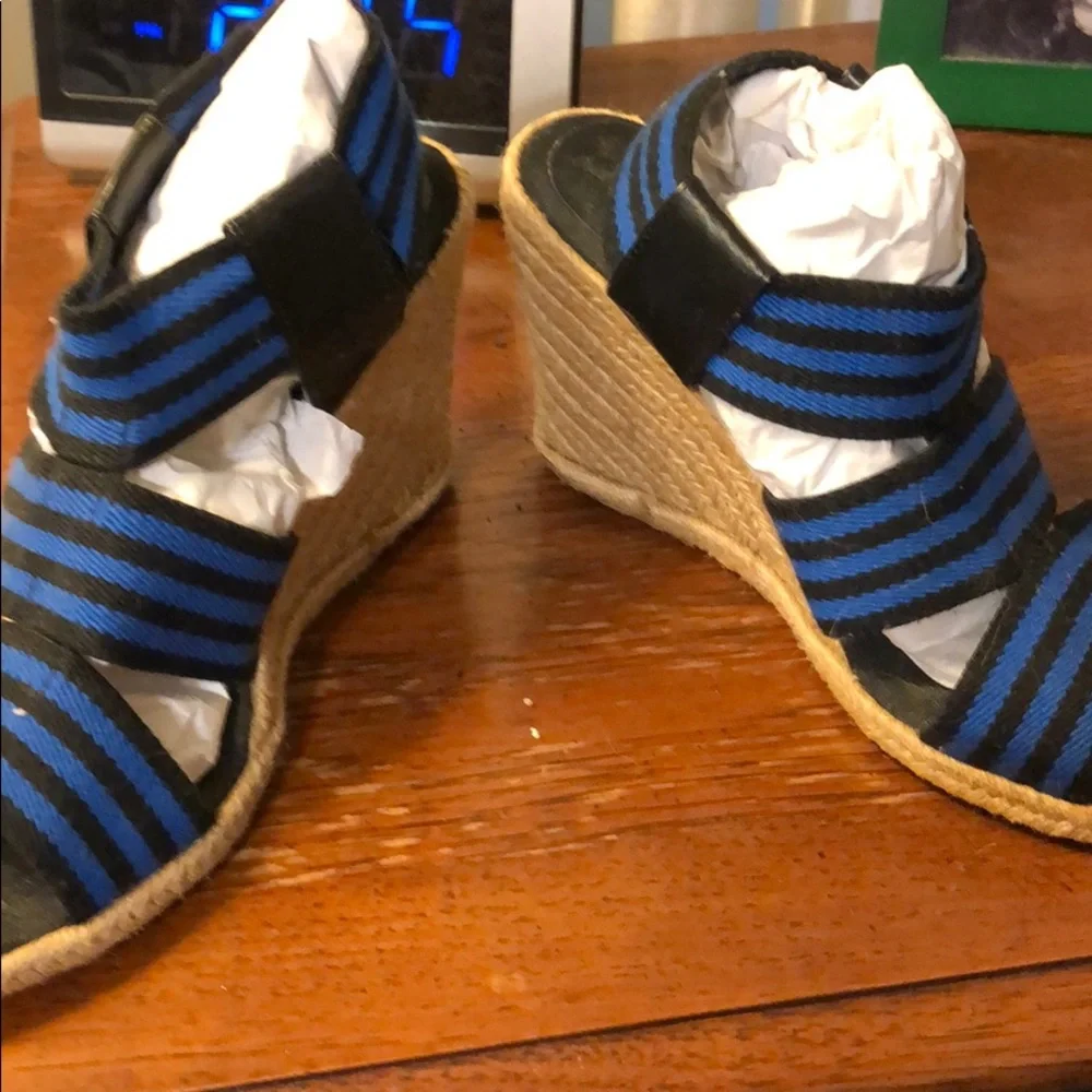 Tahari shoes perfect